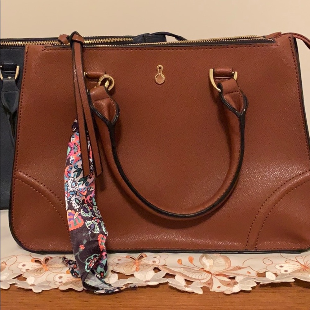 Gently used London Fog Tote
